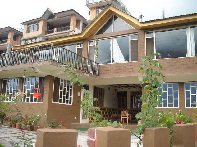 Himachal Valley’s Manorama Cottages Manali